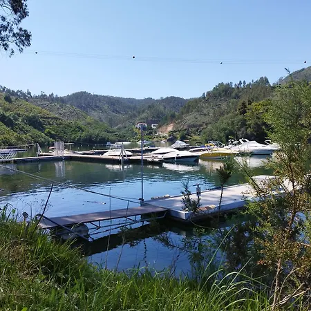 A Casa Da Fonte Alviobeira